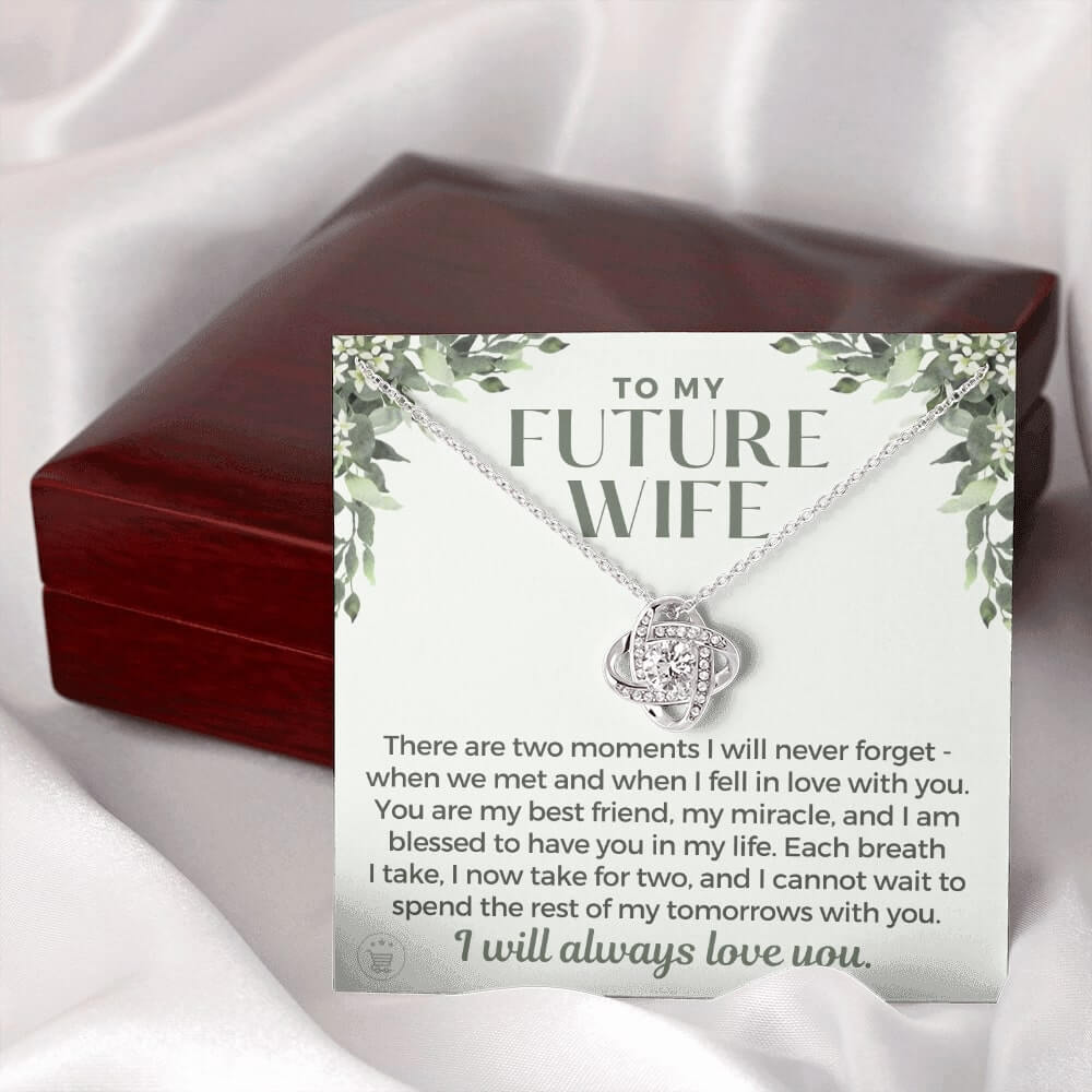 christmas-presents-for-fiancee-0465T5