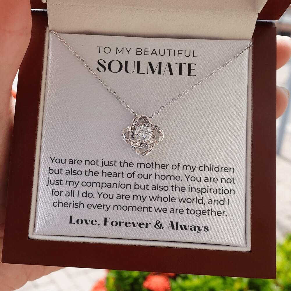 gift ideas for fiancee
